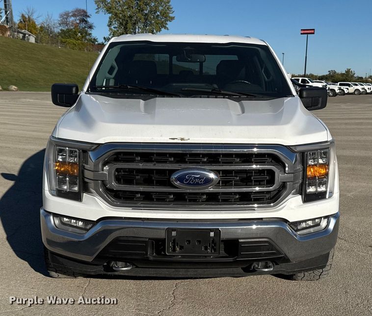 image for item EM2447 2021 Ford F150 XLT SuperCrew pickup truck
