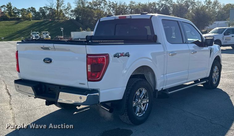 image for item EM2447 2021 Ford F150 XLT SuperCrew pickup truck