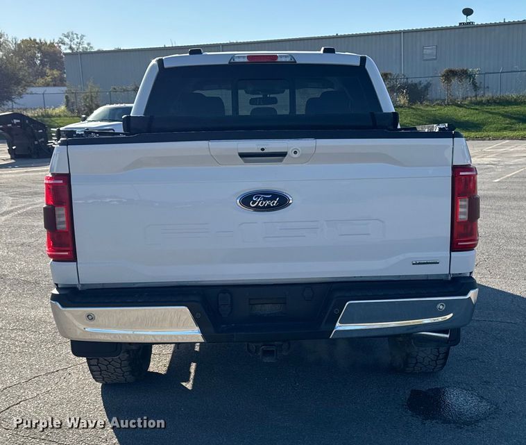 image for item EM2447 2021 Ford F150 XLT SuperCrew pickup truck