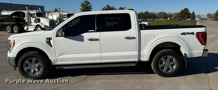 image for item EM2447 2021 Ford F150 XLT SuperCrew pickup truck