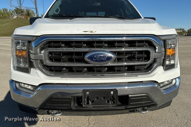 image for item EM2447 2021 Ford F150 XLT SuperCrew pickup truck