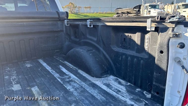 image for item EM2447 2021 Ford F150 XLT SuperCrew pickup truck