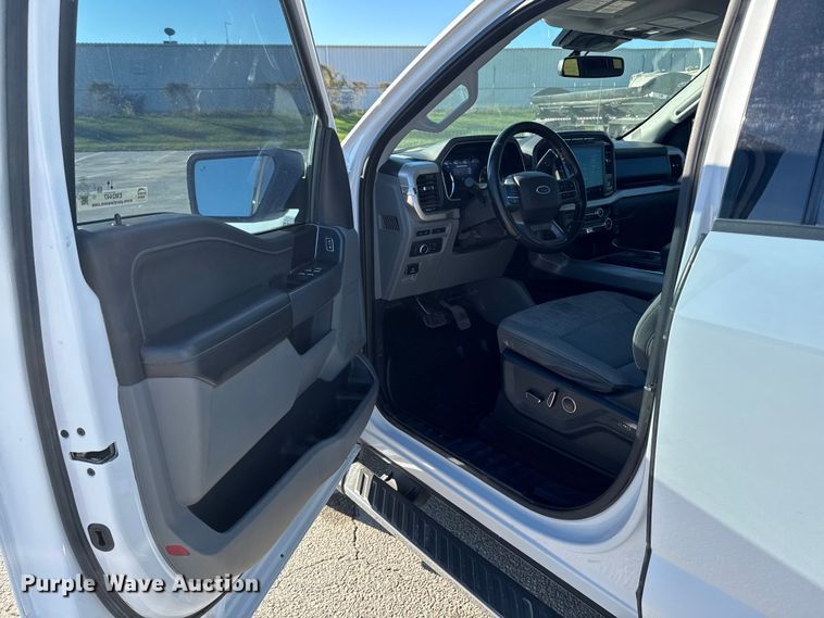 image for item EM2447 2021 Ford F150 XLT SuperCrew pickup truck