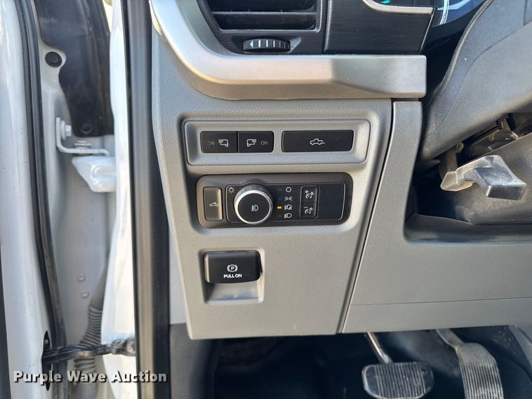 image for item EM2447 2021 Ford F150 XLT SuperCrew pickup truck