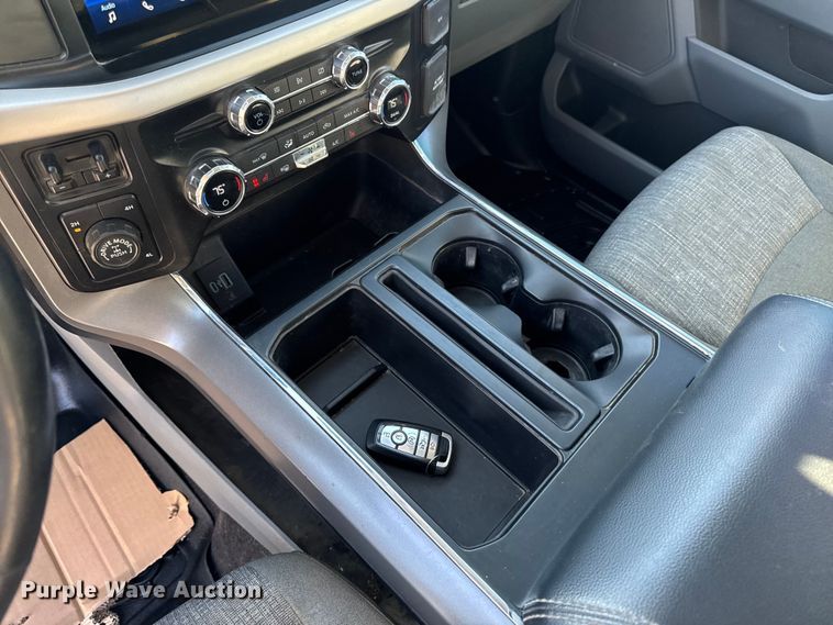 image for item EM2447 2021 Ford F150 XLT SuperCrew pickup truck