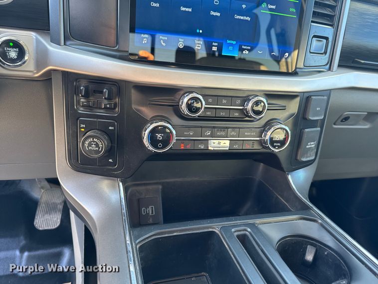 image for item EM2447 2021 Ford F150 XLT SuperCrew pickup truck