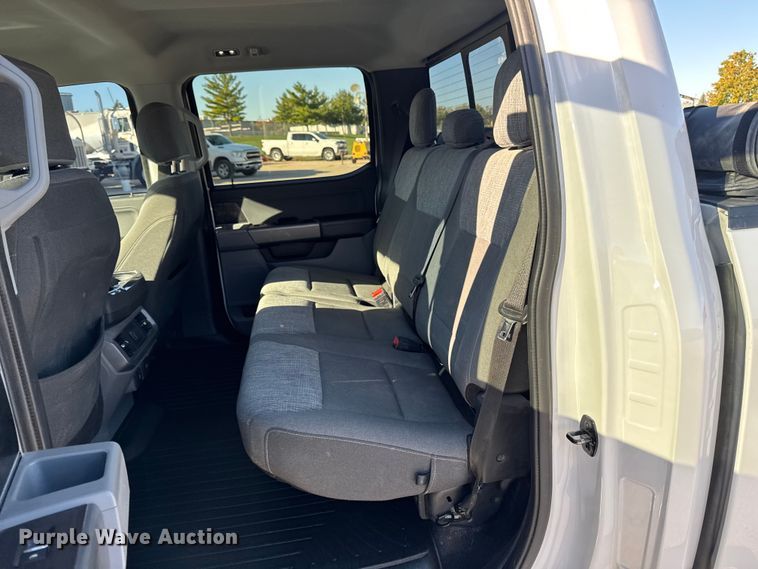 image for item EM2447 2021 Ford F150 XLT SuperCrew pickup truck