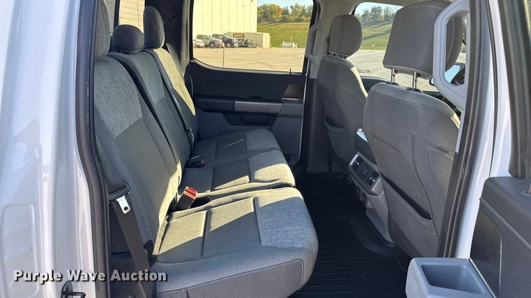 image for item EM2447 2021 Ford F150 XLT SuperCrew pickup truck