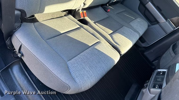 image for item EM2447 2021 Ford F150 XLT SuperCrew pickup truck