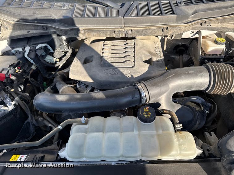 image for item EM2447 2021 Ford F150 XLT SuperCrew pickup truck