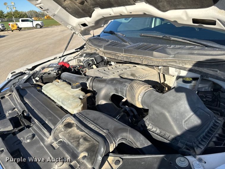 image for item EM2447 2021 Ford F150 XLT SuperCrew pickup truck