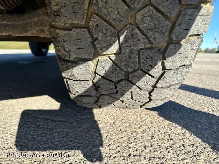 image for item EM2447 2021 Ford F150 XLT SuperCrew pickup truck