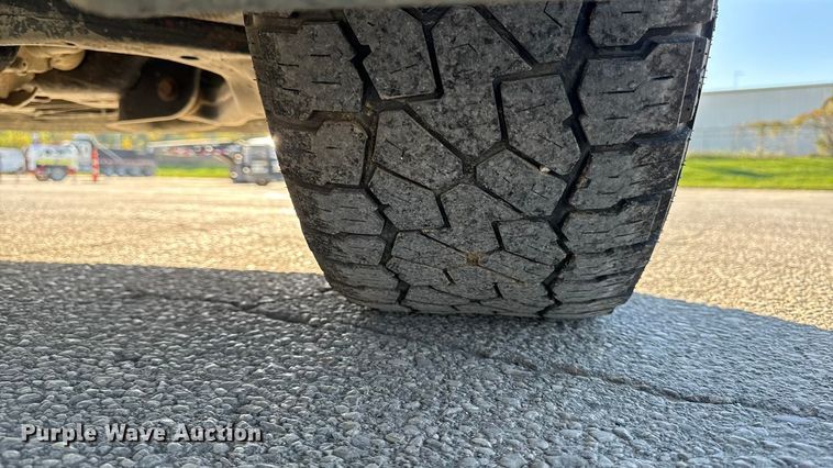 image for item EM2447 2021 Ford F150 XLT SuperCrew pickup truck