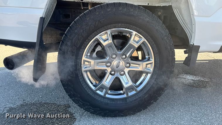 image for item EM2447 2021 Ford F150 XLT SuperCrew pickup truck