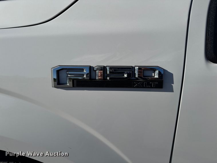 image for item EM2448 2018 Ford F150 XLT SuperCrew pickup truck