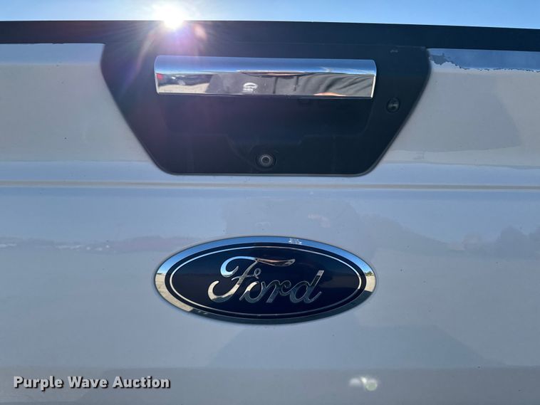 image for item EM2448 2018 Ford F150 XLT SuperCrew pickup truck