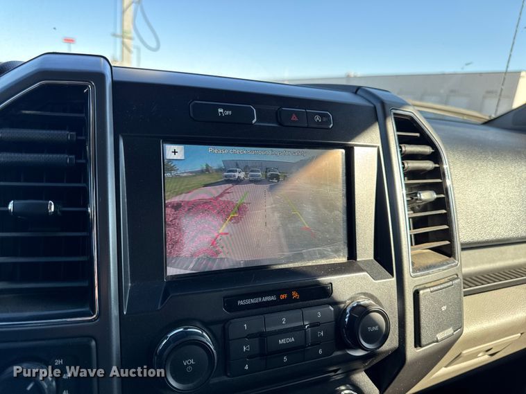 image for item EM2448 2018 Ford F150 XLT SuperCrew pickup truck