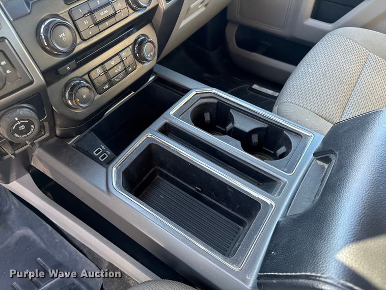 image for item EM2448 2018 Ford F150 XLT SuperCrew pickup truck