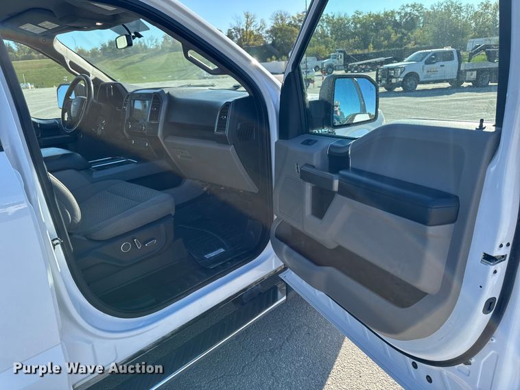 image for item EM2448 2018 Ford F150 XLT SuperCrew pickup truck