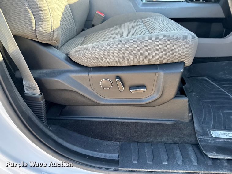 image for item EM2448 2018 Ford F150 XLT SuperCrew pickup truck