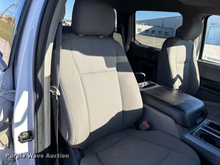 image for item EM2448 2018 Ford F150 XLT SuperCrew pickup truck