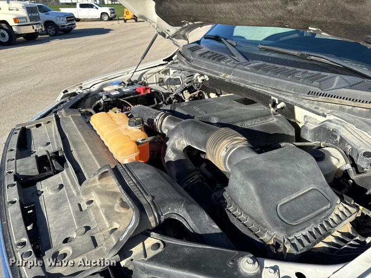 image for item EM2448 2018 Ford F150 XLT SuperCrew pickup truck