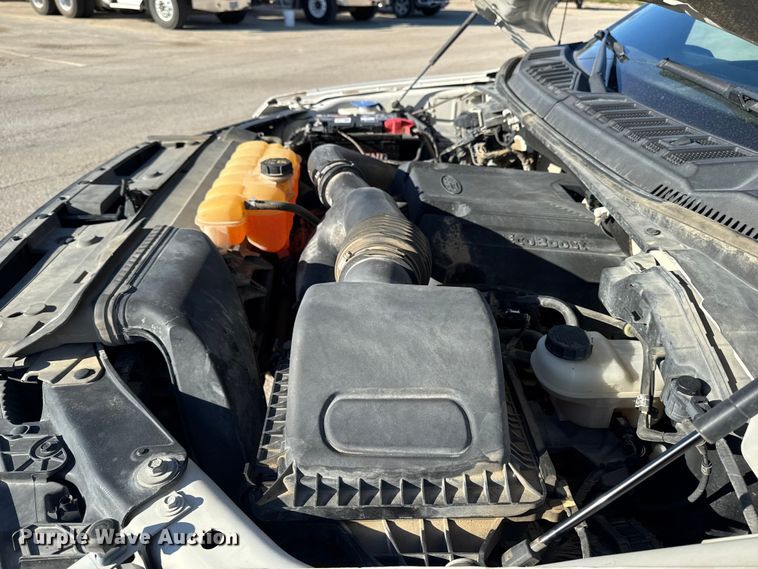 image for item EM2448 2018 Ford F150 XLT SuperCrew pickup truck