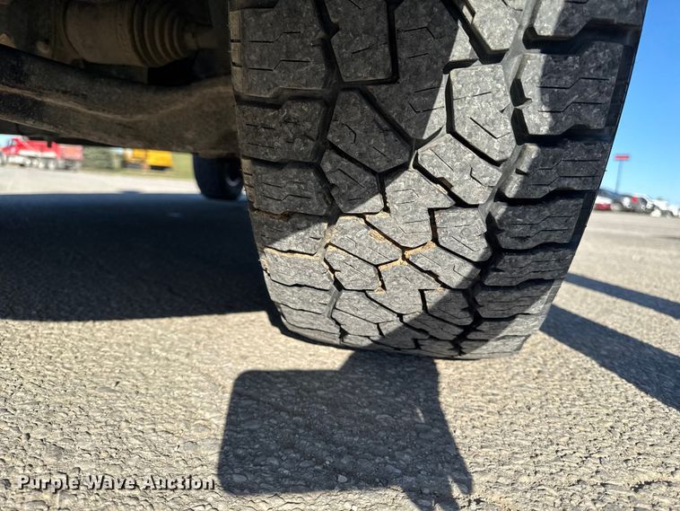 image for item EM2448 2018 Ford F150 XLT SuperCrew pickup truck