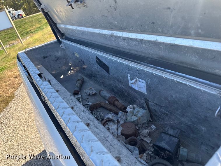 image for item EM2478 2005 Chevrolet Silverado 1500 pickup truck