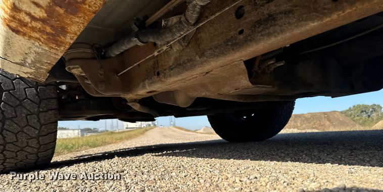 image for item EM2478 2005 Chevrolet Silverado 1500 pickup truck