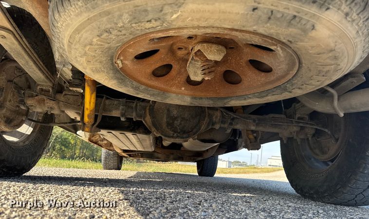 image for item EM2478 2005 Chevrolet Silverado 1500 pickup truck