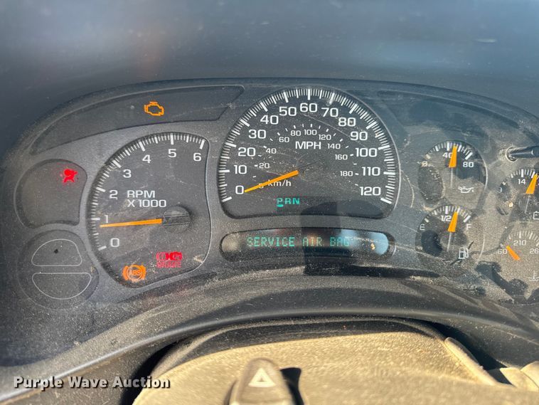 image for item EM2478 2005 Chevrolet Silverado 1500 pickup truck