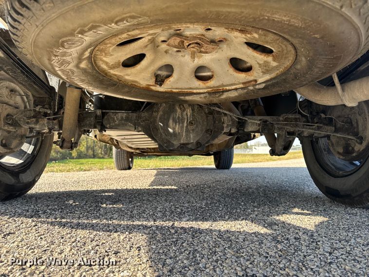 image for item EM2479 2013 Chevrolet Silverado 1500 pickup truck