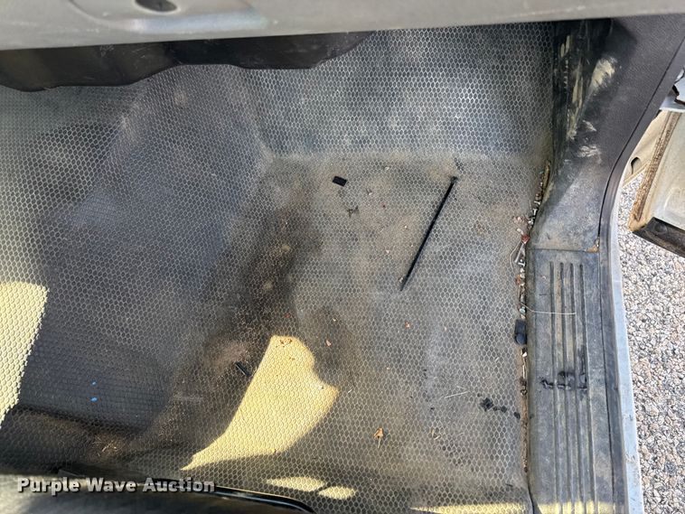 image for item EM2479 2013 Chevrolet Silverado 1500 pickup truck