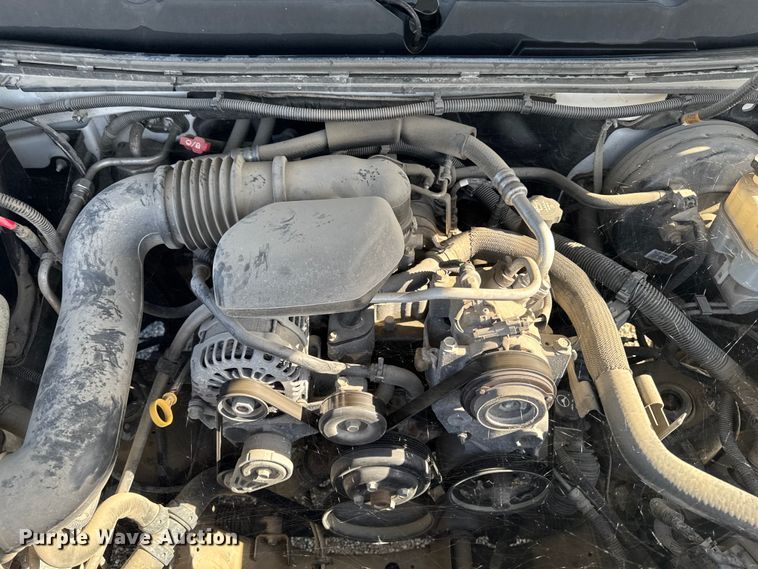 image for item EM2479 2013 Chevrolet Silverado 1500 pickup truck