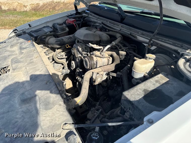 image for item EM2479 2013 Chevrolet Silverado 1500 pickup truck