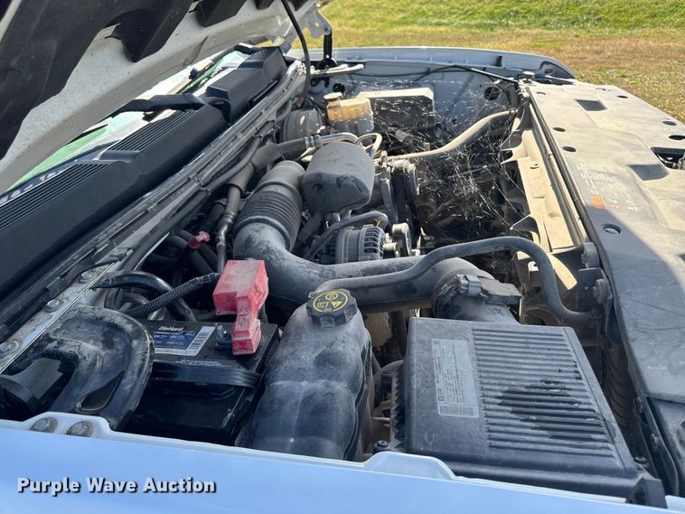 image for item EM2479 2013 Chevrolet Silverado 1500 pickup truck