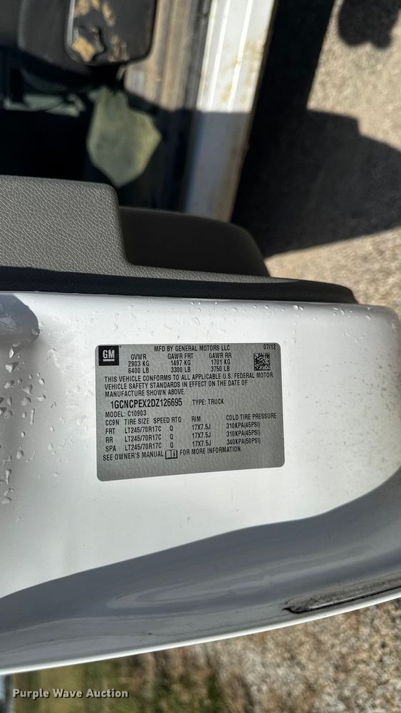 image for item EM2479 2013 Chevrolet Silverado 1500 pickup truck