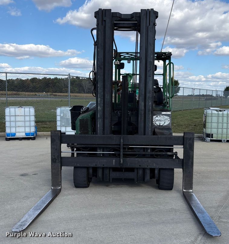 image for item EM6107 2018 CombiLift CB8000  forklift