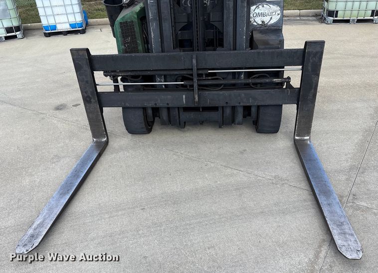 image for item EM6107 2018 CombiLift CB8000  forklift