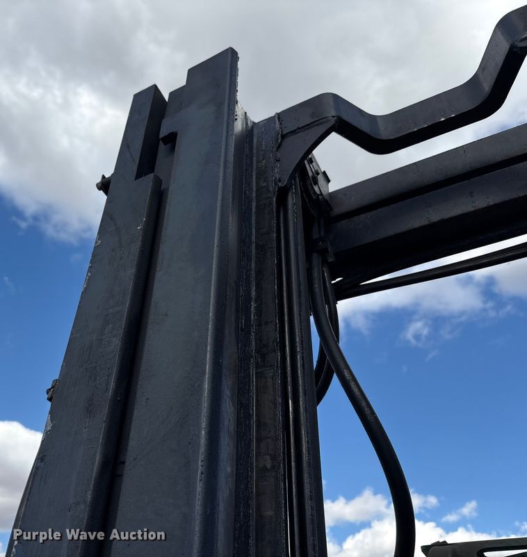 image for item EM6107 2018 CombiLift CB8000  forklift