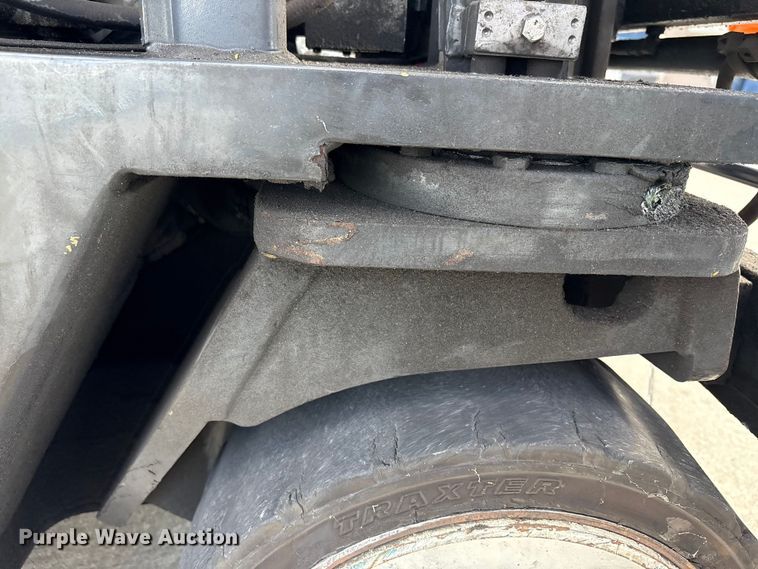 image for item EM6107 2018 CombiLift CB8000  forklift