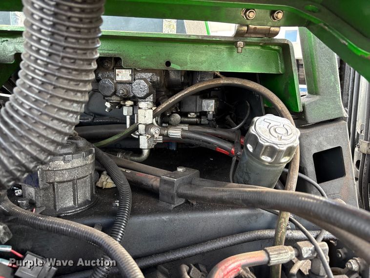 image for item EM6107 2018 CombiLift CB8000  forklift