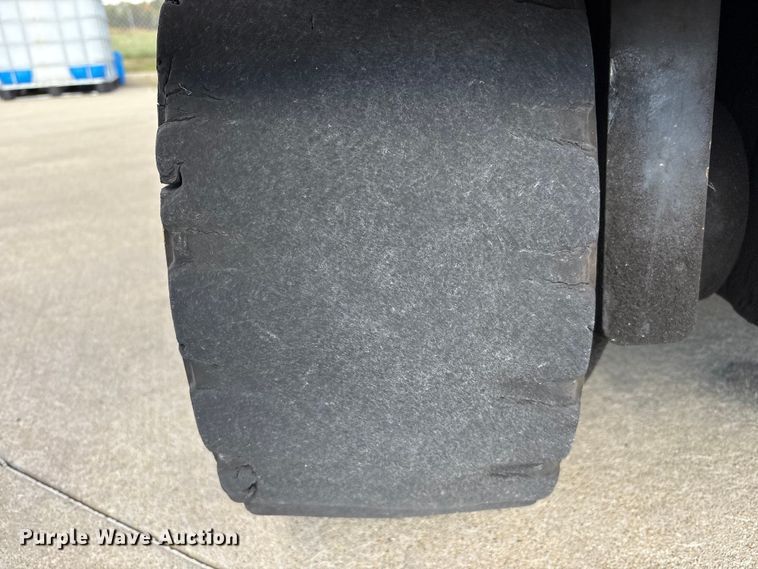 image for item EM6107 2018 CombiLift CB8000  forklift