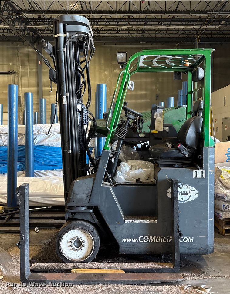 image for item EM6108 2018 CombiLift CB8000 forklift