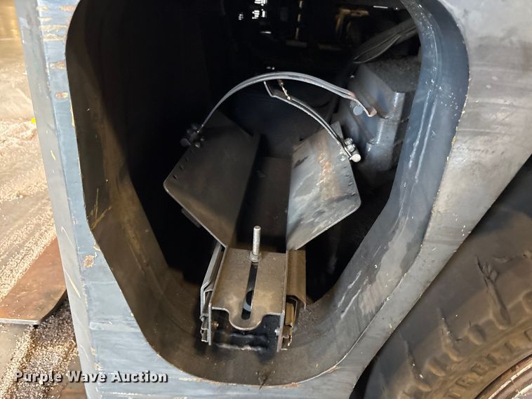 image for item EM6108 2018 CombiLift CB8000 forklift