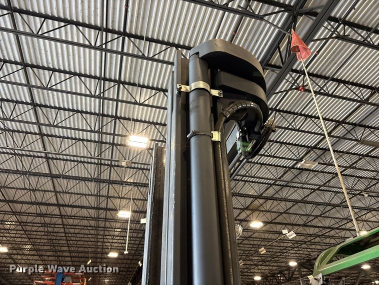 image for item EM6109 2018 CombiLift CB8000 forklift