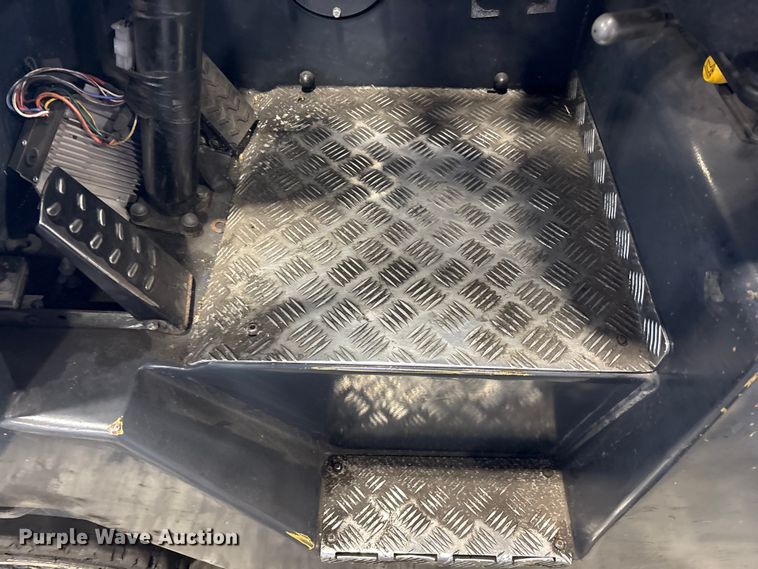 image for item EM6109 2018 CombiLift CB8000 forklift