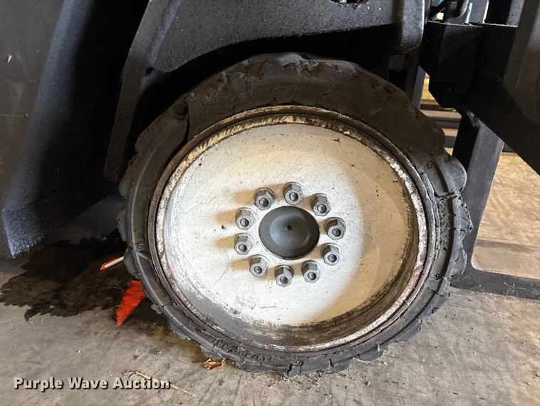 image for item EM6109 2018 CombiLift CB8000 forklift