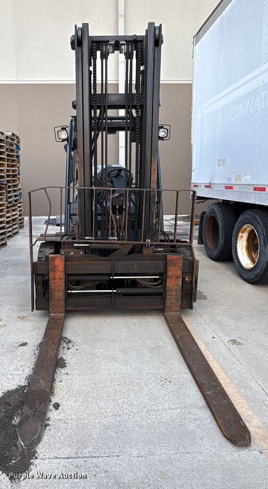 image for item EM6110 2018 Toyota 8FG40U forklift